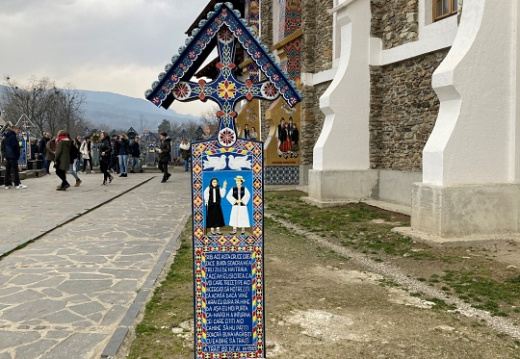 02 F8BFF5BF-4862-4E71-A4CF-DF3F7D9991E0