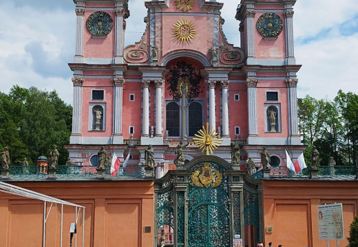 b92947ef-0fac-4ec0-b19e-3ae8f6211ed5