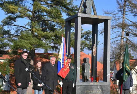 B DMZ 5879 (949 visits) B DMZ 5879