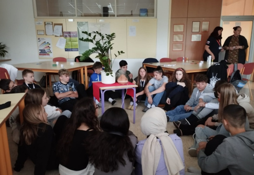03 sreda (19) (678 visits) 03 sreda (19)