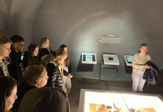 28 (414 visits) 28
