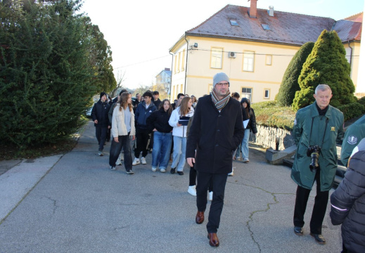 Slika (2493) (Large) (406 visits) Slika (2493) (Large)
